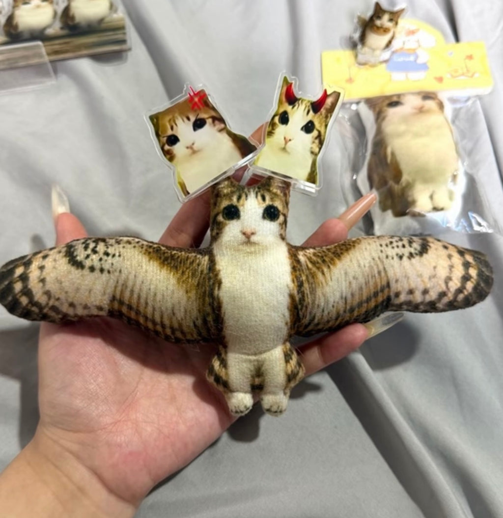 Funny & Cute Meowl Pendant