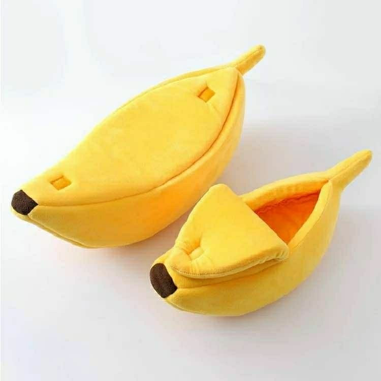 Banana‑Shaped Pet Bed