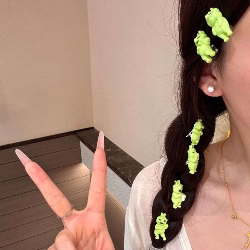 Alien Cat Hair Accessories