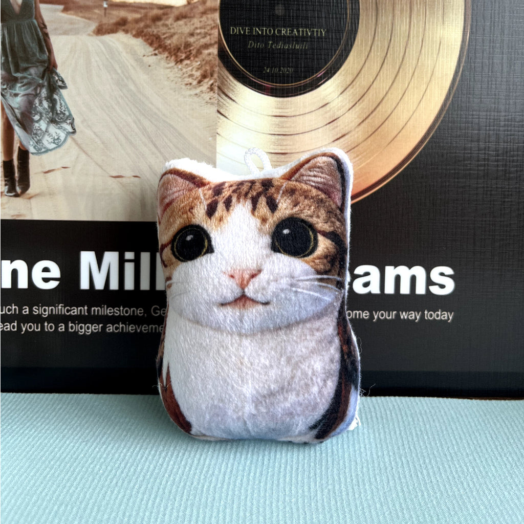 Meowl plush keychain