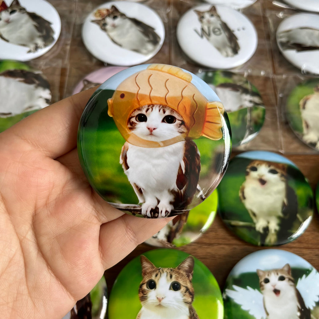 Meowl Badge
