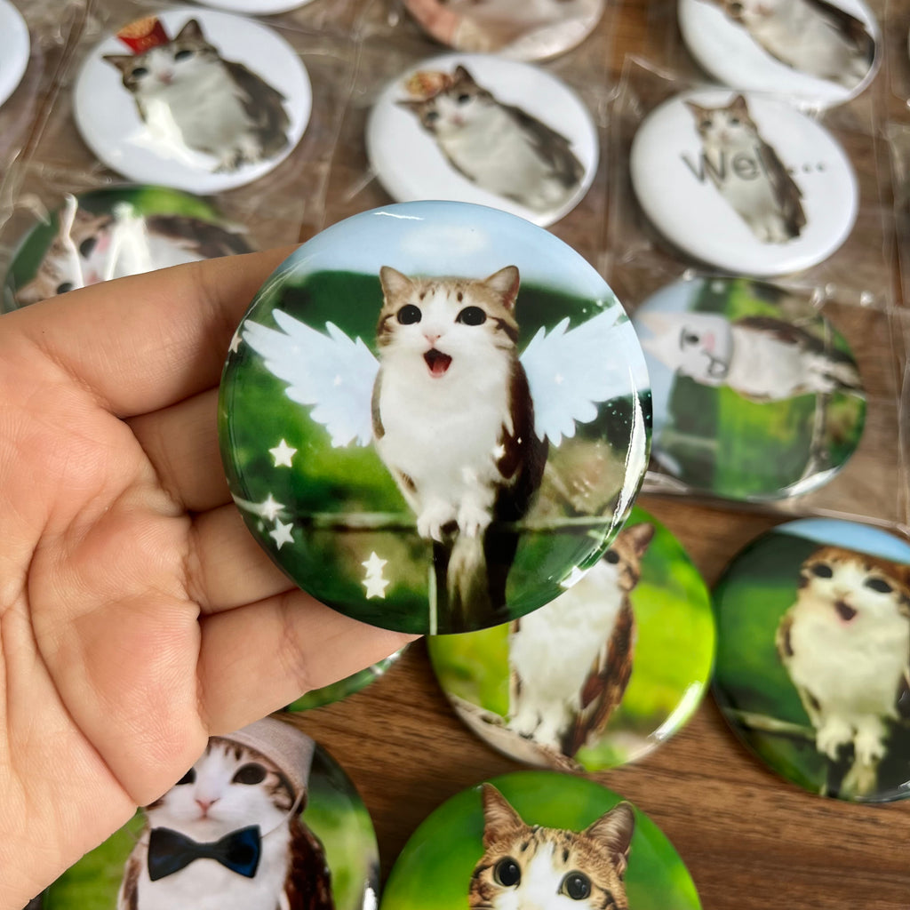 Meowl Badge