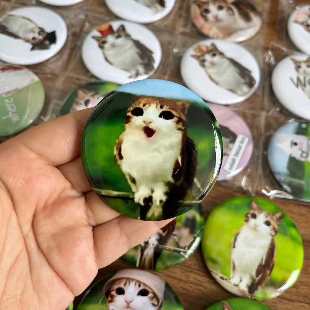 Meowl Badge