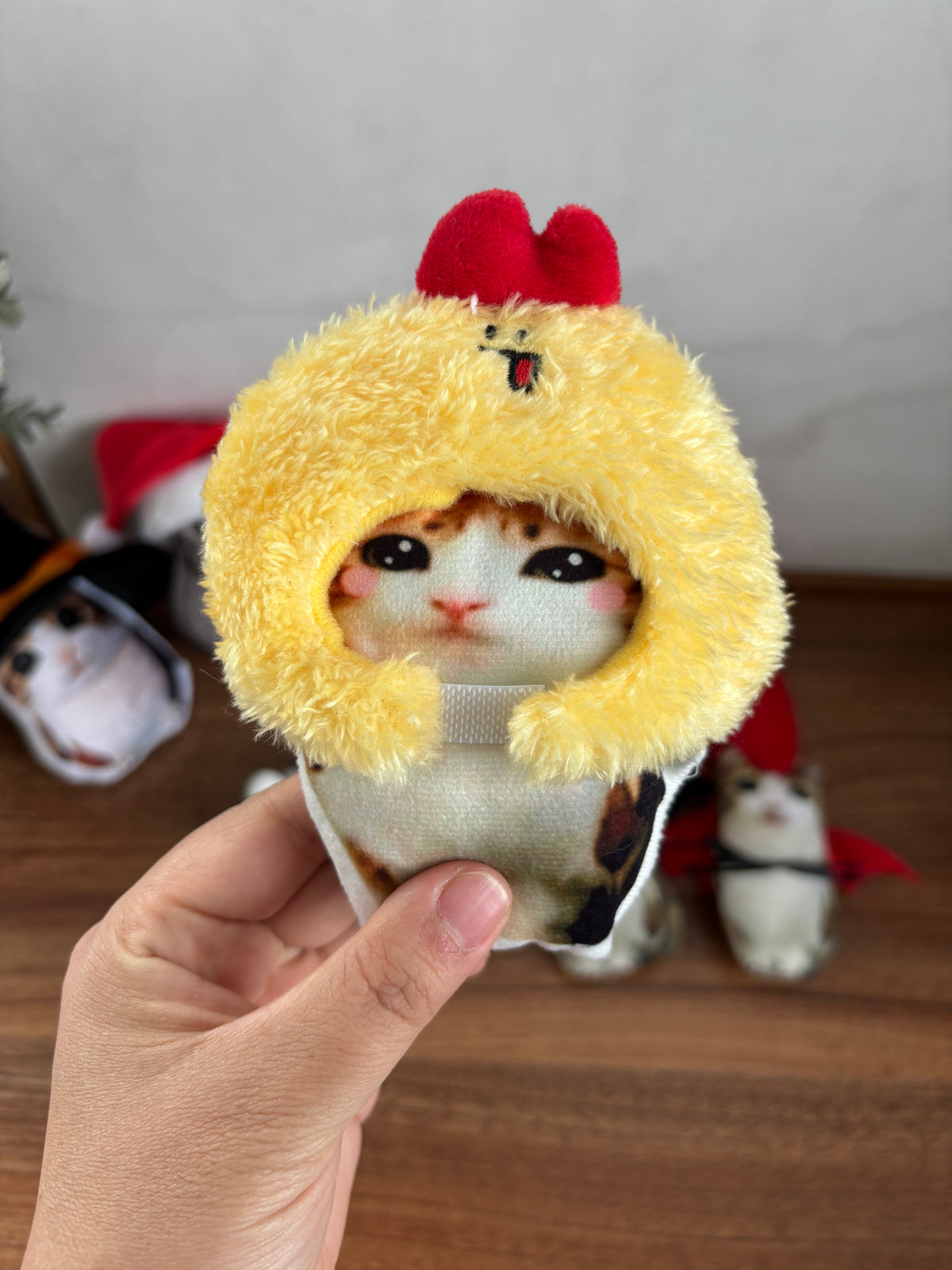 Get the same outfit as Meowl