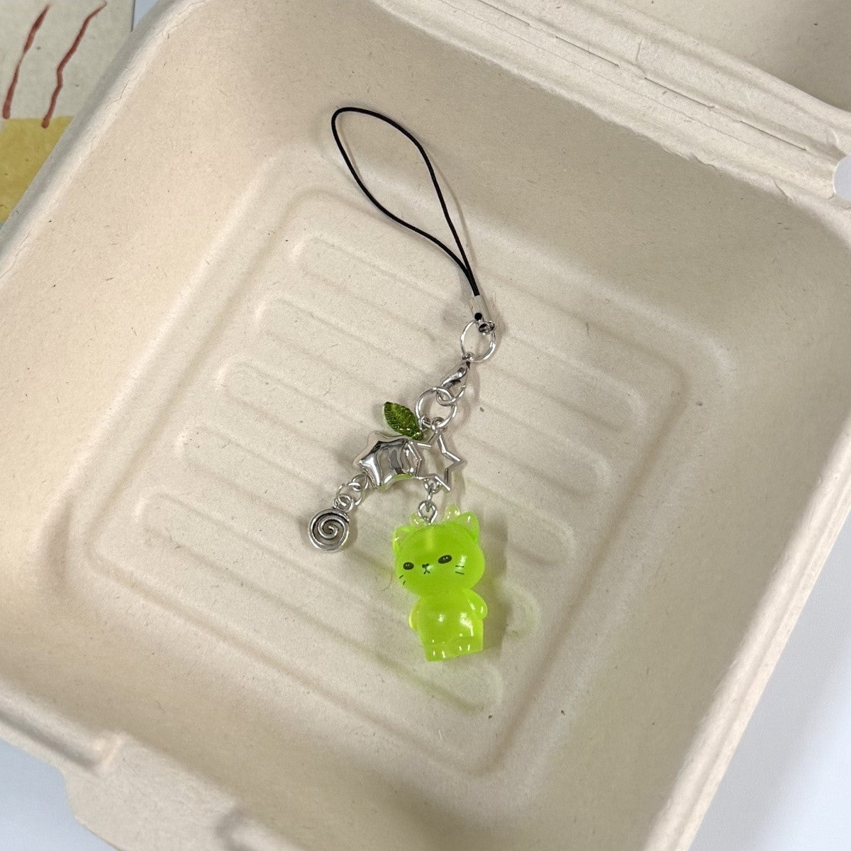 Glow-in-the-Dark Alien Cat Keychain
