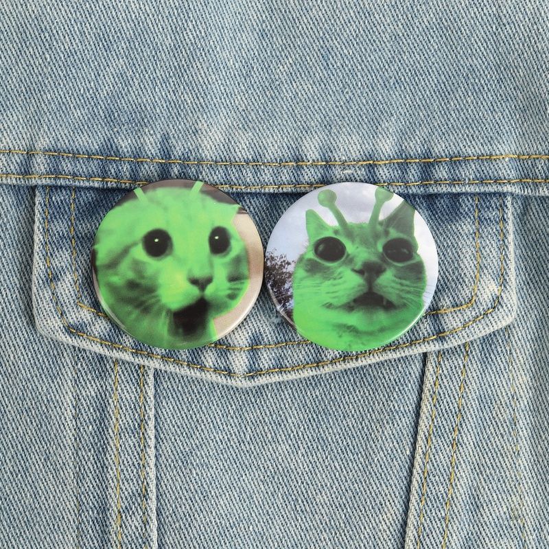 Alien Cat Badge
