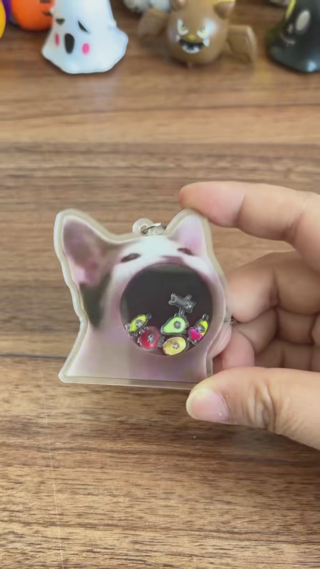 Pop Cat Fun Shaking Keychain