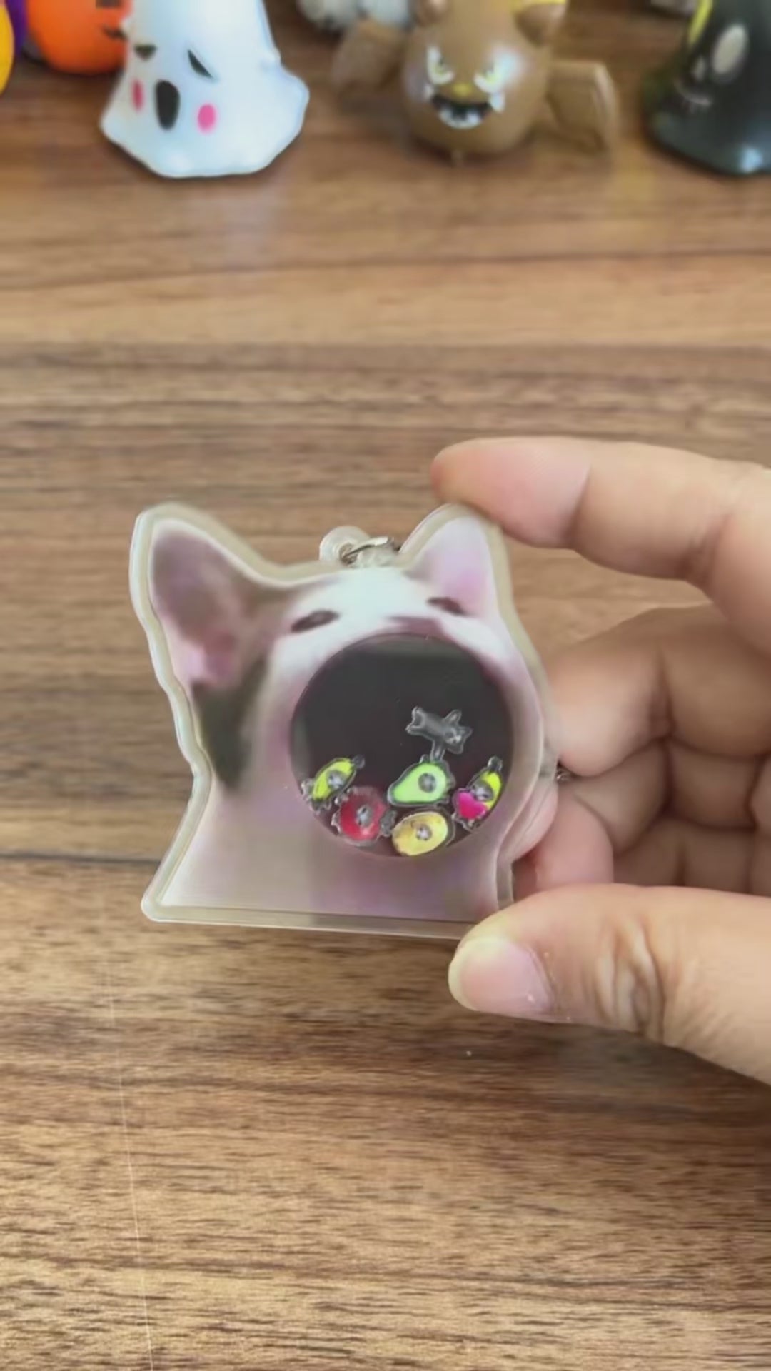 Pop Cat Fun Shaking Keychain